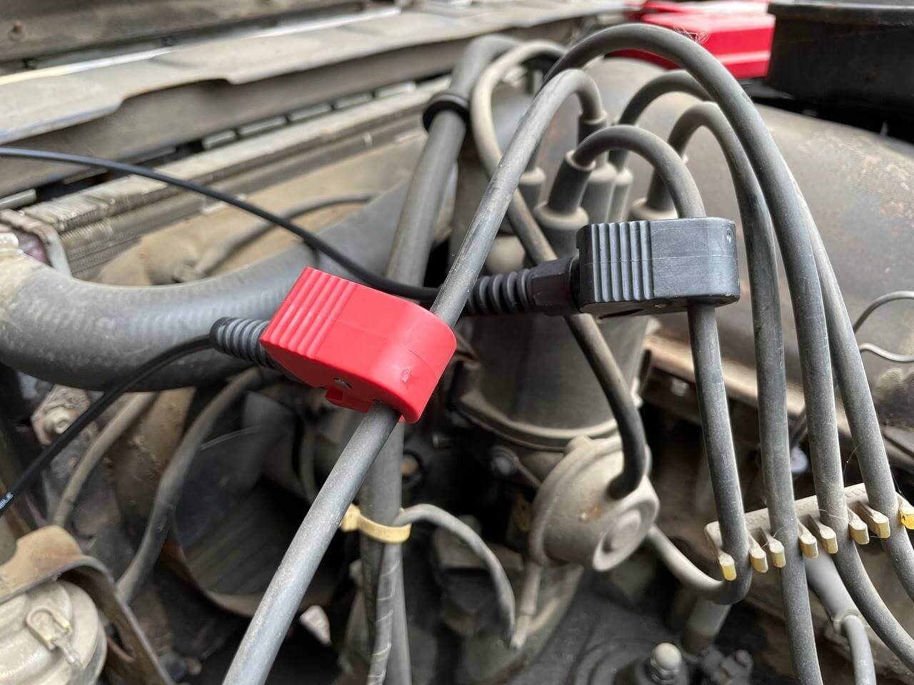 Connecting_capacitive_probes