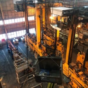 Kalmar CSC340 straddle carrier container terminal heavy-duty machine