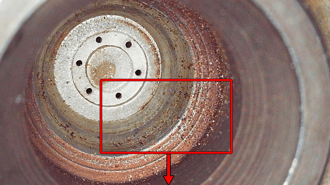 Injector seat under the needle wear
